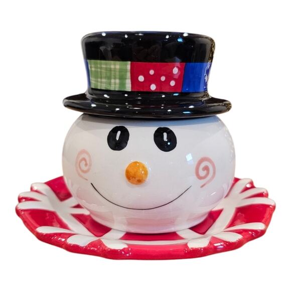 Celebrating Home Snowman Salt & Pepper  Set Head & Hat Shaker on Snowflake Plate - Picture 9 of 9